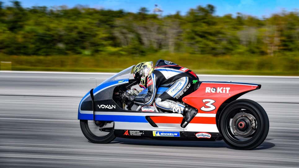 Max Eleectric - Max Biaggi Breaks Electric Motorcycle Speed Record To 283 MPH