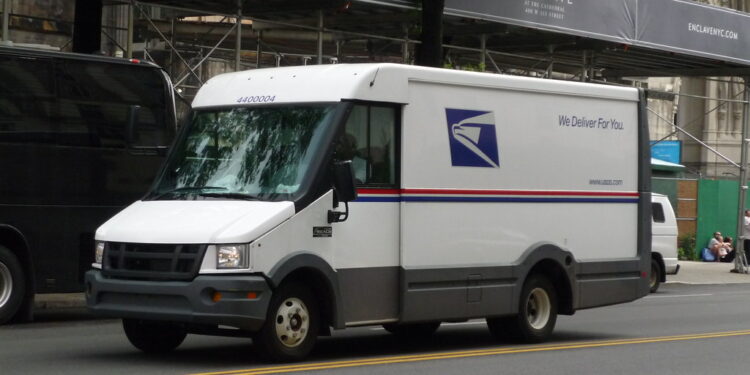USPS Electric Vehicles 750x375 - USPS will buy 10,019 electric vehicles to its delivery fleet