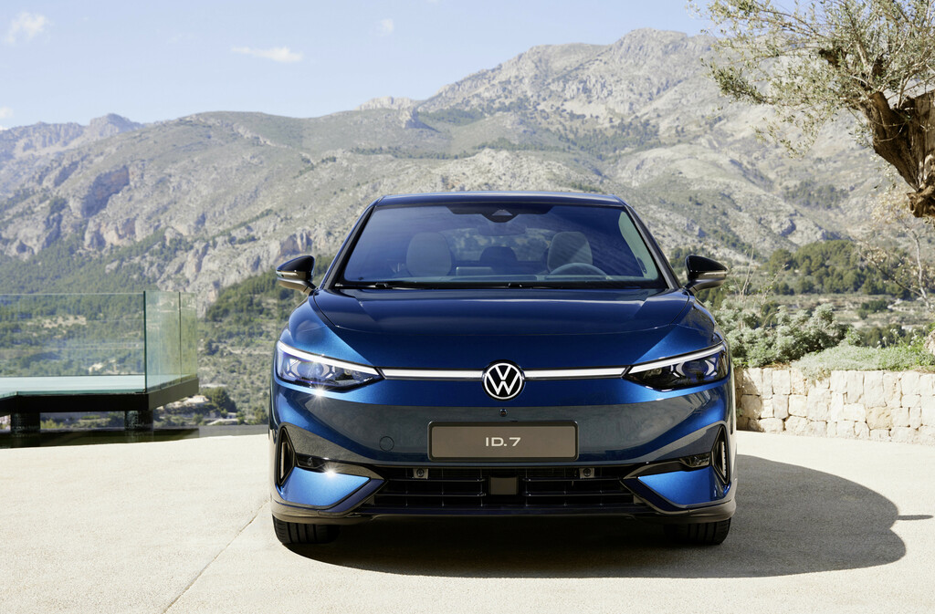 Volkswagen Explores New Ev Partnership With Chinese Startup Leapmotor