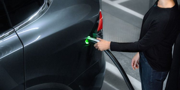 Tesla Charging 750x375 - Study Reveals Declining Consumer Sentiment Towards Electric Vehicles Despite Sales Surge