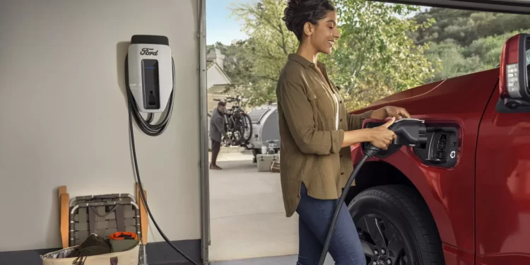 2023 ChargeScape JV 750x375 - BMW, Ford, and Honda Launch ChargeScape, a Joint Venture Focusing on Bidirectional Charging for EVs