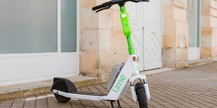 Lime Electric Scooter 750x375 - Madrid Metropolitan Area Implements Temporary Ban on E-Scooters Following Subway Fire