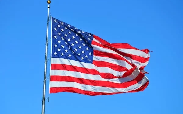 US FLag 600x375 - US Department of Energy Allocates $30 Million for High-Energy Storage Solutions to Propel Transportation Electrification