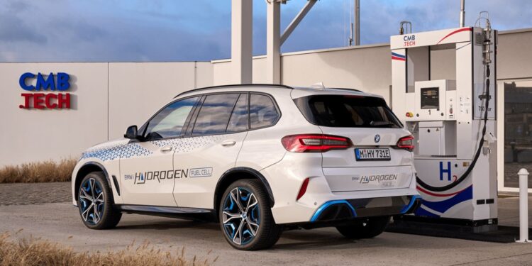 BMW Fuel Cell 750x375 - BMW Maintains Commitment to Fuel Cell Cars, Eyes Extension of Toyota Partnership