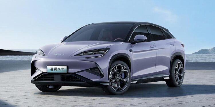 BYD Sea Lion 750x375 - BYD Introduces Sea Lion 07, its First Mid-Size Electric SUV, at Guangzhou Auto Show