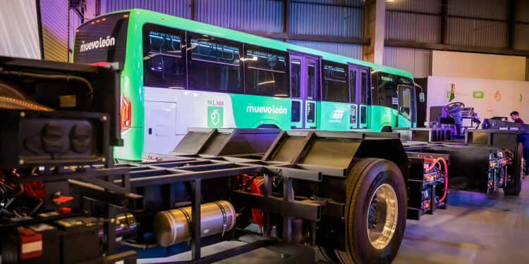 byd delivers electric bus chassis to nuevo leon mexico 2 750x375 - BYD Mexico and Enel X Collaborate on Introduction of All-Electric Bus Chassis in Monterrey