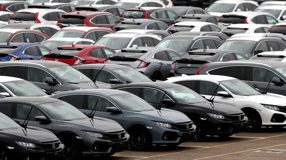103707062 cars pa - Semiconductor Disrupts Production, China Auto Sales dropped 9,1 % in November 2021