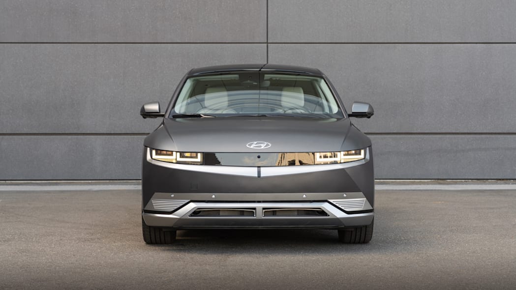 2022 Hyundai Ioniq 5 2 - Hyundai and Genesis will launch 17 new electric vehicle models By 2030