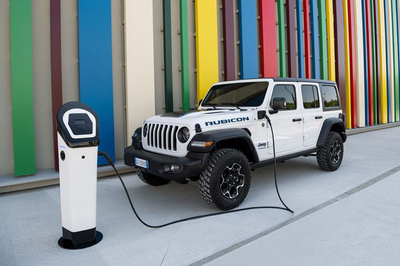 2022 Jeep Wrangler 4xe Plug-in Hybrid for European Market (Jeep)