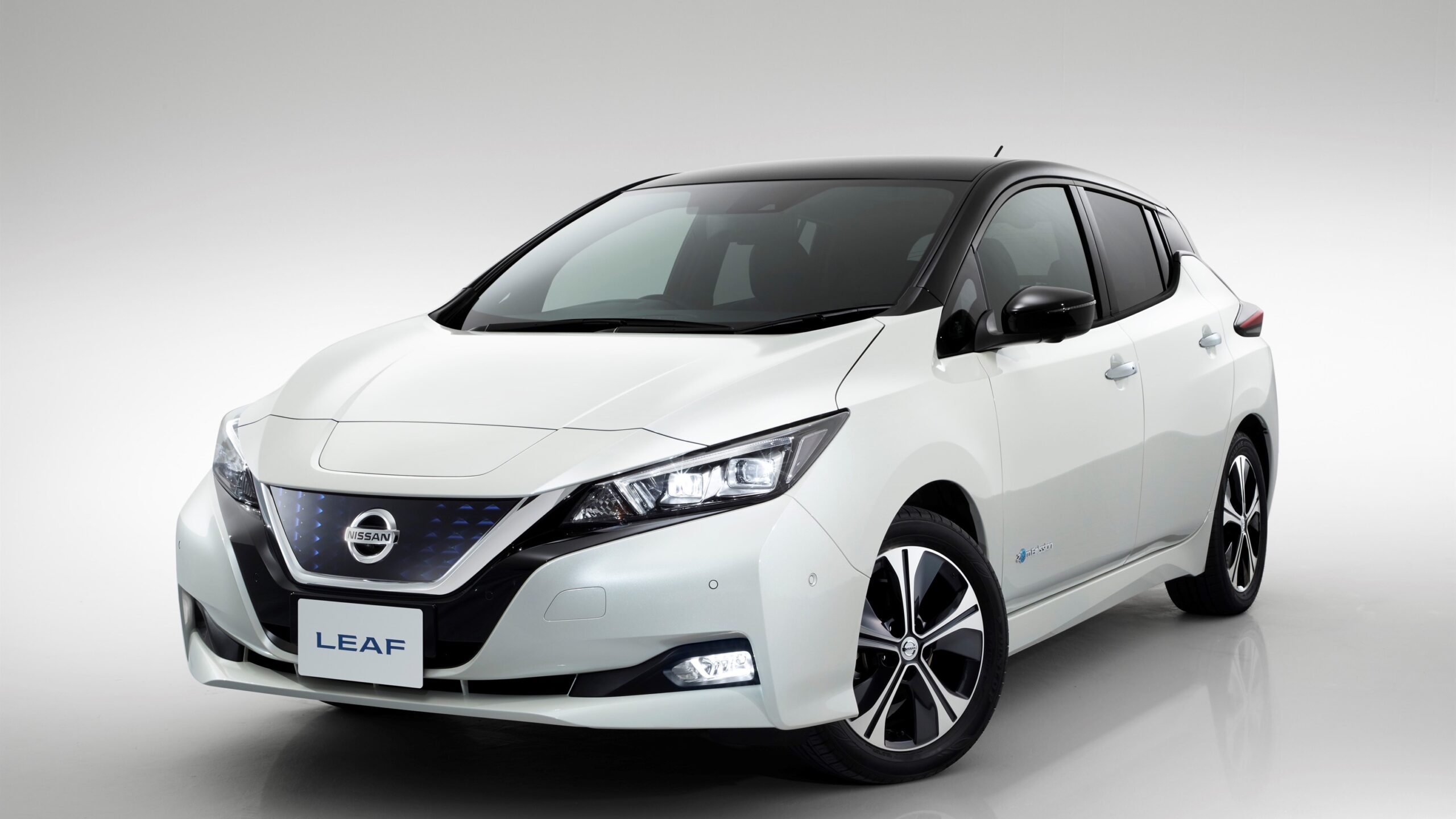 Nissan Leaf 2 scaled - 2022 Nissan Leaf : Price, Specs, Range and Picture
