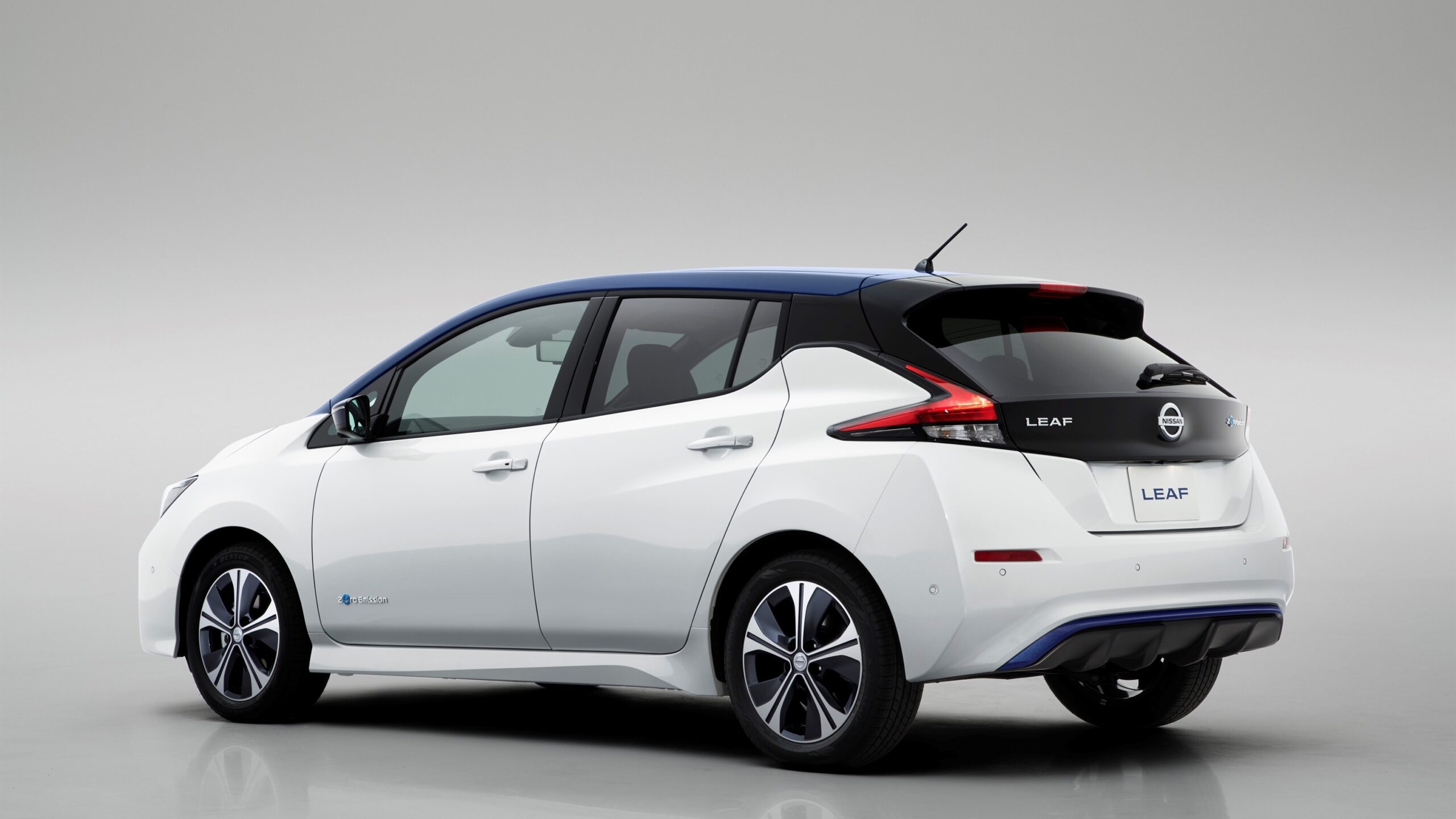 Nissan Leaf 8 scaled - 2022 Nissan Leaf : Price, Specs, Range and Picture