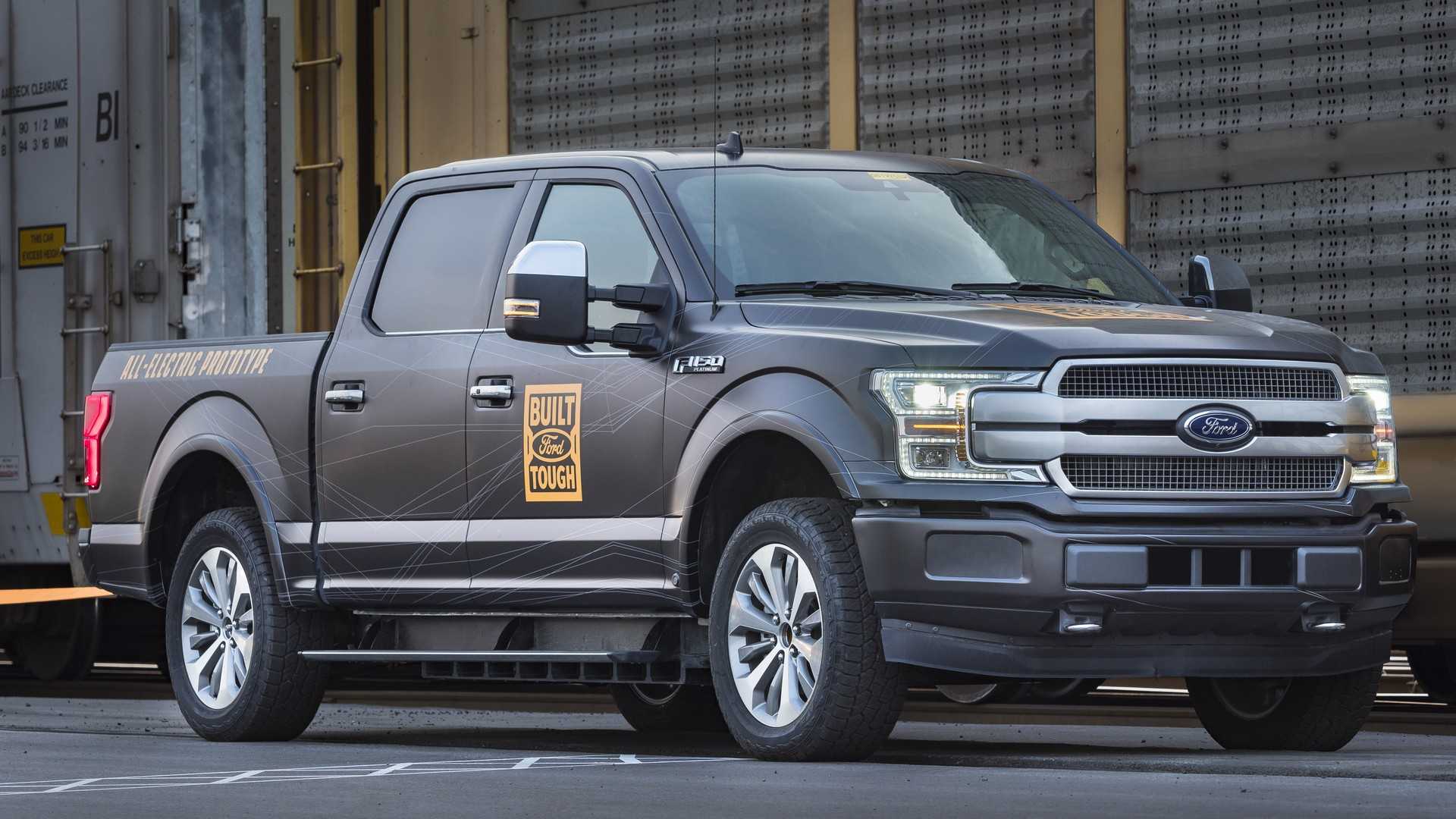 ford f 150 ev prototype towing - Ford Closes F-150 Lightning Reservations after receiving nearly 200,000 orders