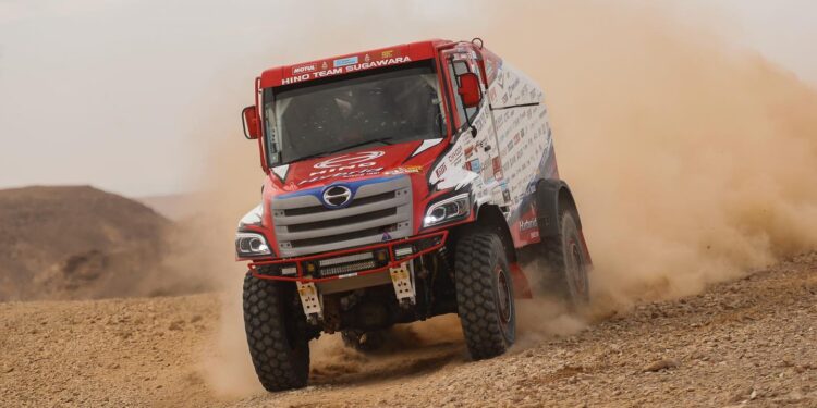 Hino Sugawara Hybrid Truck 1 750x375 - Using Hybrid Trucks, Hino Sugawara Team Completes 2022 Dakar Rally