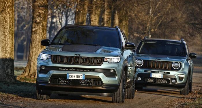 Jeep Compass e Hybrid and Jeep Compass 4xe 1 700x375 - What's the difference between Jeep Compass e-Hybrid and Jeep Compass 4xe