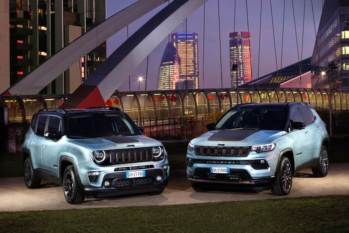 Jeep Compass e Hybrid and Jeep Compass 4xe 3 - What's the difference between Jeep Compass e-Hybrid and Jeep Compass 4xe