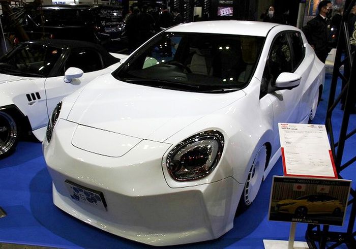NGR Concept 2 - NGR Concept, Nissan Leaf with next-generation retrofuturism style