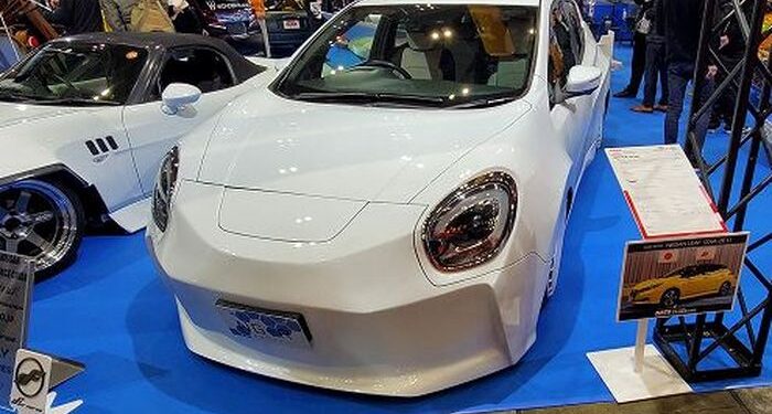 NGR Concept 700x375 - NGR Concept, Nissan Leaf with next-generation retrofuturism style
