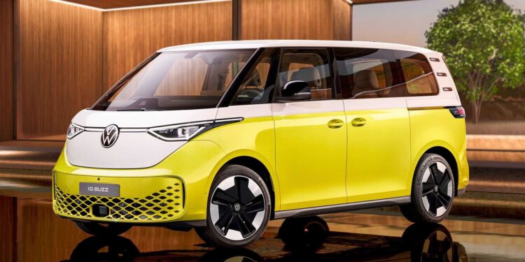 2022 id. buzz 750x375 - Volkswagen ID. Buzz will start at prices slightly below 65,000 euros in Germany