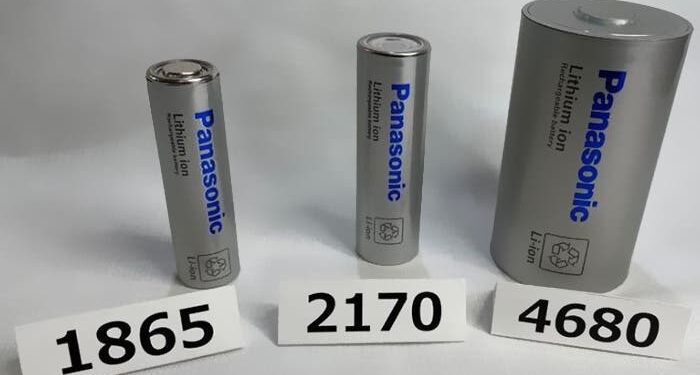 4680 panasonic tesla batteries 700x375 - Panasonic ships 4680 battery cell sample to Tesla ahead of mass production