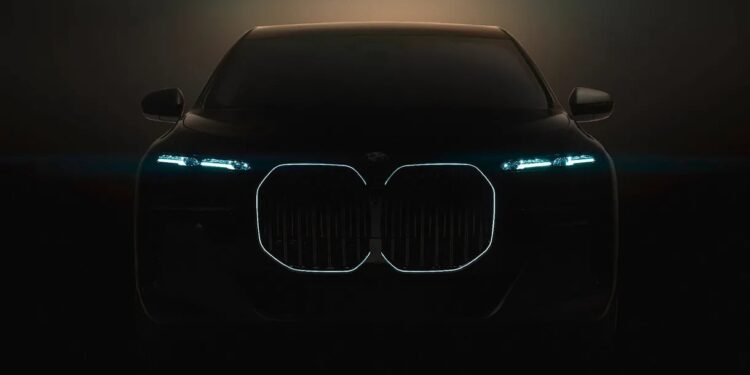 BMW i7 750x375 - BMW to unveil its fully electric i7 sedan with range 580-610km per charge