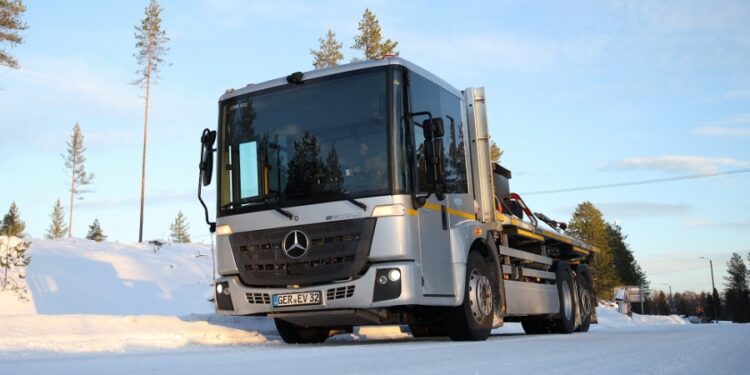 Mercedes Benz eEconic Electric Truck 750x375 - Ahead of Production Stage, Mercedes-Benz eEconic Electric Truck Tested Under Extreme Temperatures