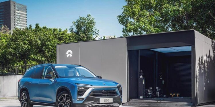 NIO Battery Swap Station 1 750x375 - Nio confirms plant in Europe to produce battery swap stations and charging piles