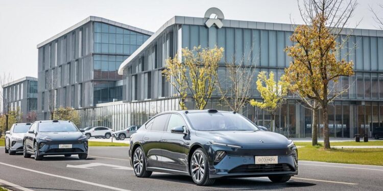 NIO ET7 First Delivery 750x375 - NIO suspends production after supply chain partners to shut down production due to Covid