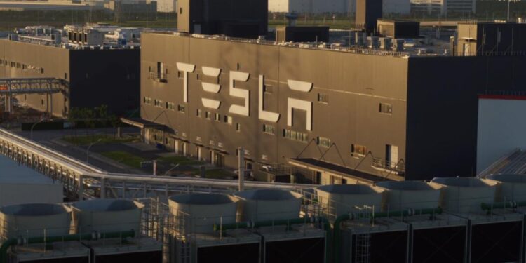 Tesla Gigafactory Shanghai 750x375 - Tesla halt production at Shanghai Gigafactory again amid Covid-19