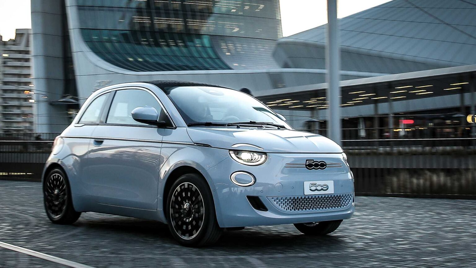 Stellantis Acquires Share Now, Mercedes and BMW’s Car Sharing Business