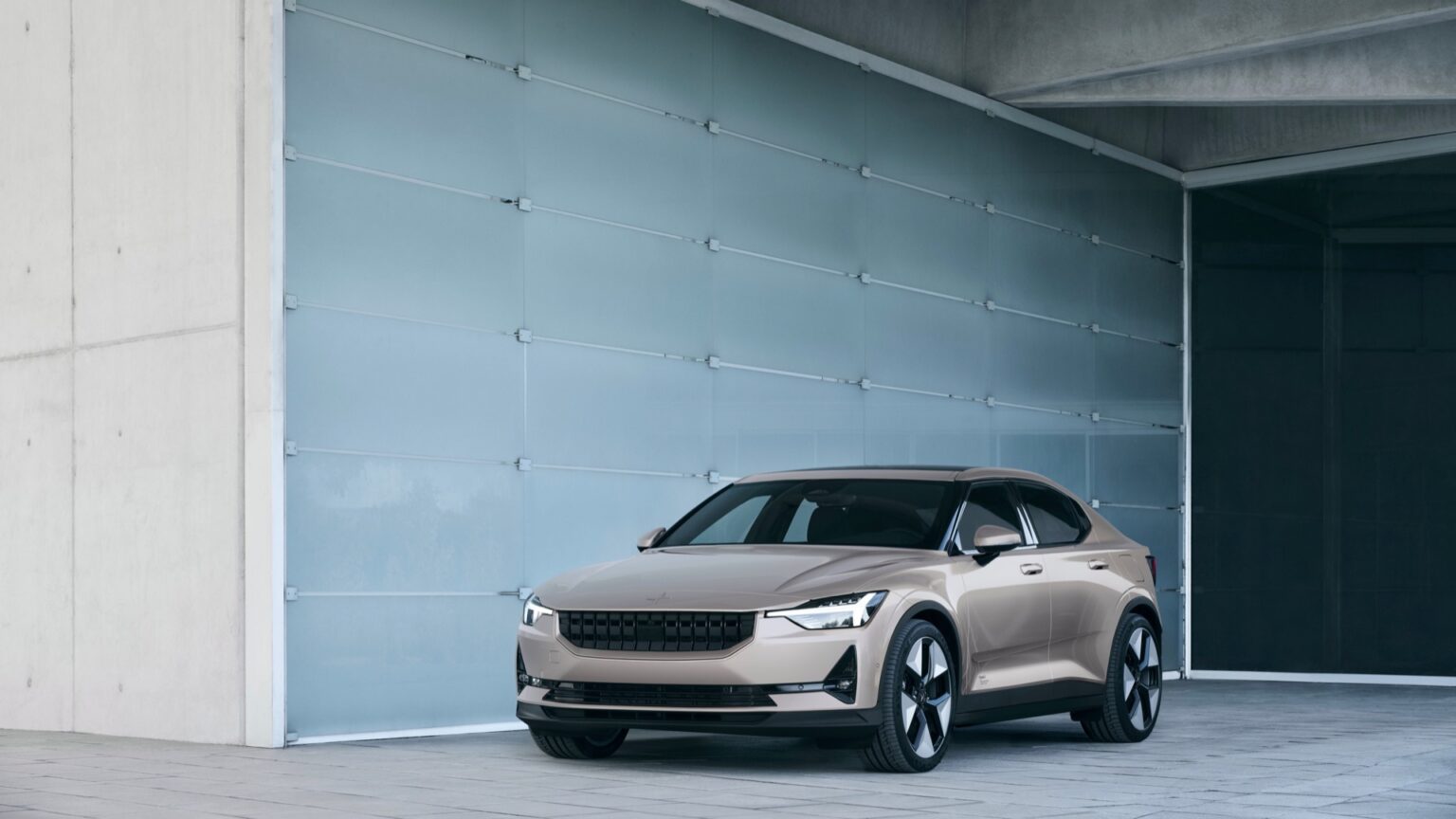 Polestar begins 65,000 EVs delivery to Hertz