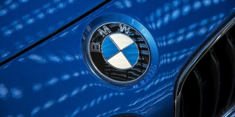 BMW Car Logo 750x375 - BMW’s Neue Klasse electric vehicles will use battery with 30% more range