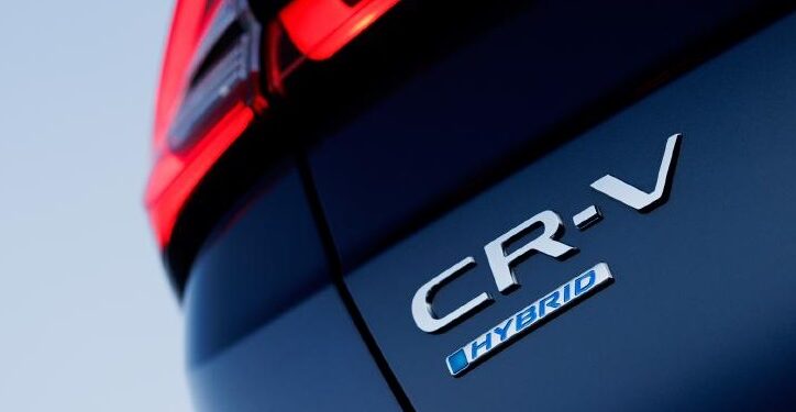 CR V Hybrid 724x375 - Honda teases image of New Generation CR-V using hybrid powertrain