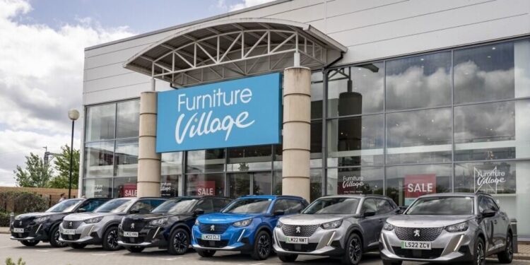 Furniture Village opts for 25 Peugeot e-2008 to adopt a fully electric fleet
