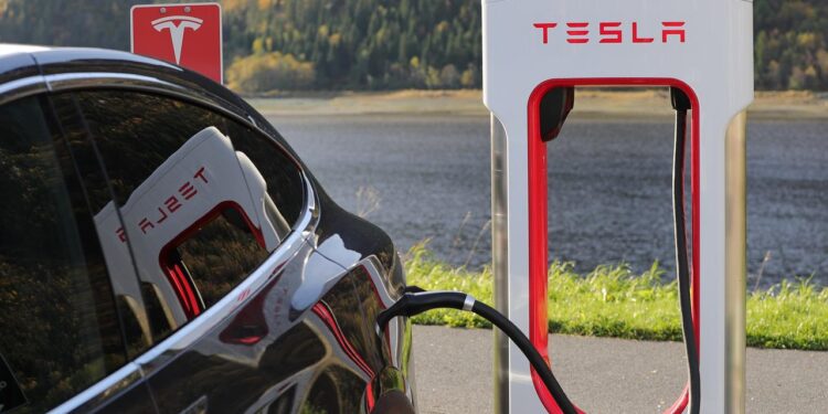 Tesla Fast Charger 750x375 - Non-Tesla electric vehicles can be recharged in Tesla's Supercharger in more countries