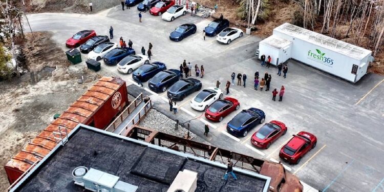 Tesla Officially Open First Supercharger Station In Alaska 750x375 - Tesla Officially Open First Supercharger Station In Alaska