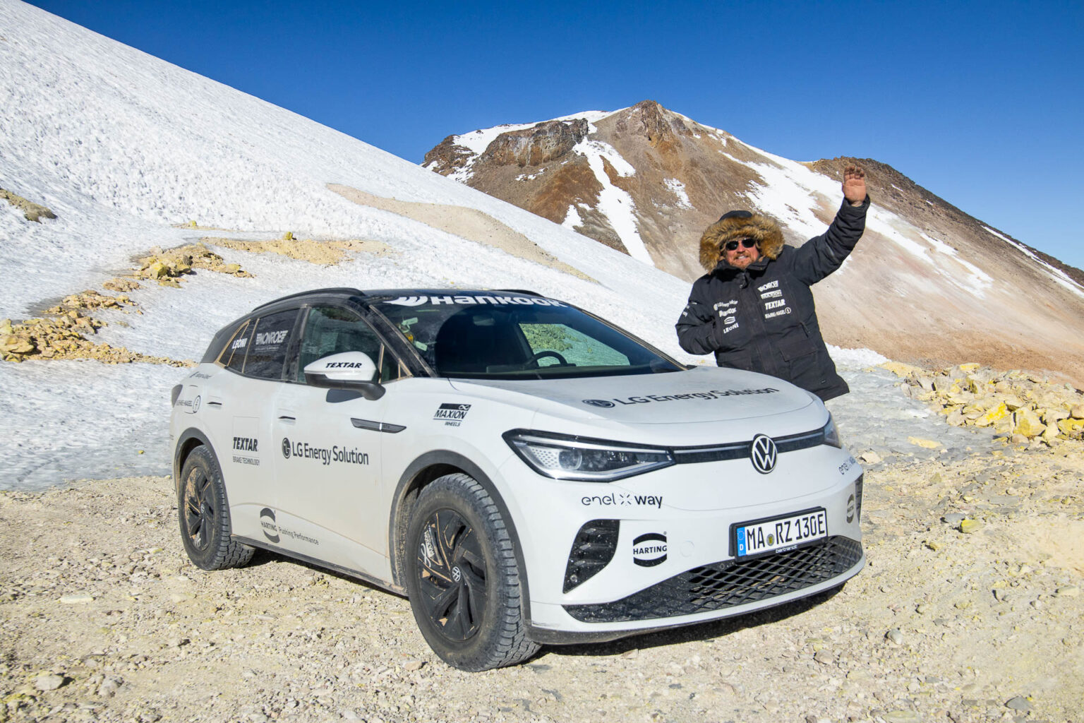 VW ID.4 GTX electric car conqueres Mount Uturuncu with Hankook Dynapro AT2 tires Volkswagen ID.4 Sets New Guinness World Record with reaches highest altitude (5,816 meters) by an EV
