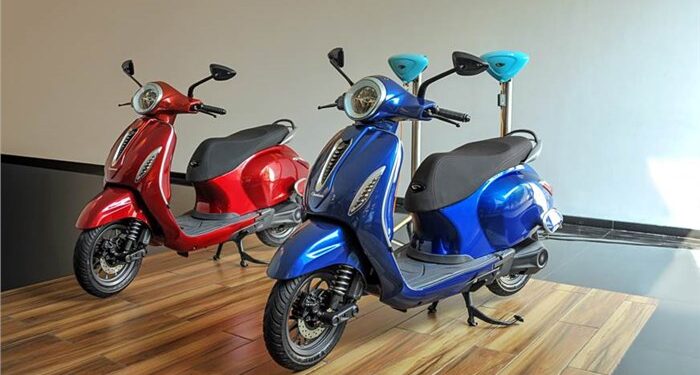 Bajaj Chetak electric scooter 700x375 - Bajaj Chetak electric scooter sales reach 14,000 units since launch