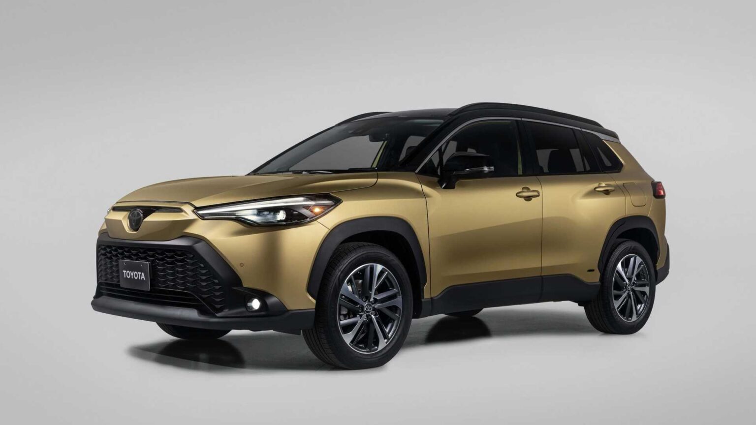 Toyota releases Corolla Cross with hybrid powertrain