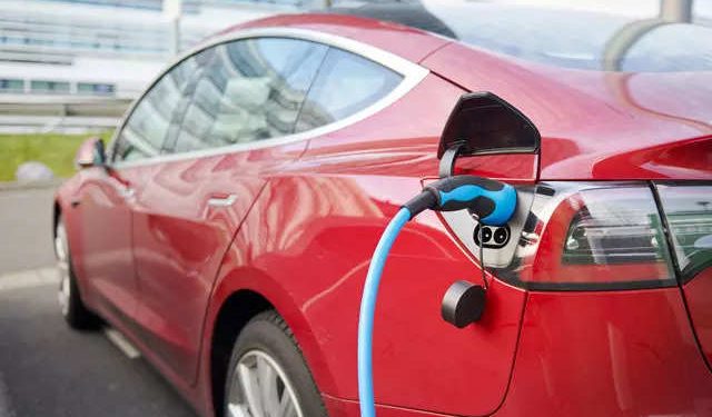 EV Charging 640x375 - EU countries approve climate laws, new cars must be emissions-free after 2035