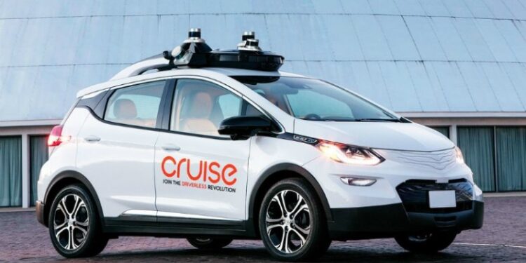 GM Cruises Wins First California Permit To Carry Paid Riders 750x375 - General Motors' Cruise Robotaxi Unit has lost almost $5 billion since 2018