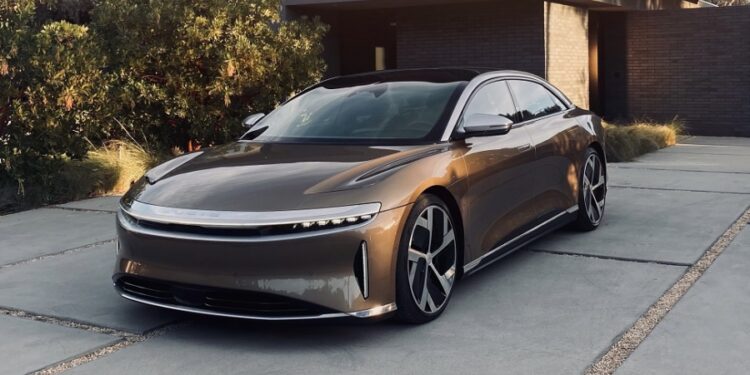 Lucid Air Dream Edition 1 750x375 - Lucid Offers $7,500 Discount on Air Leases, Following Tesla's Lead in Price Cuts