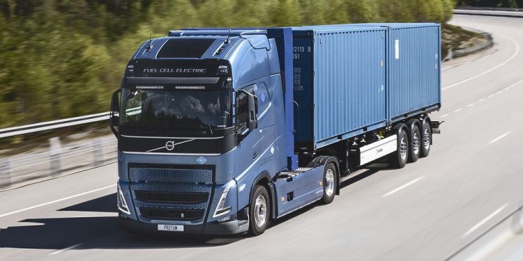 Volvo unveils trucks with fuel cells powered by hydrogen 750x375 - Volvo unveils trucks with fuel cells powered by hydrogen