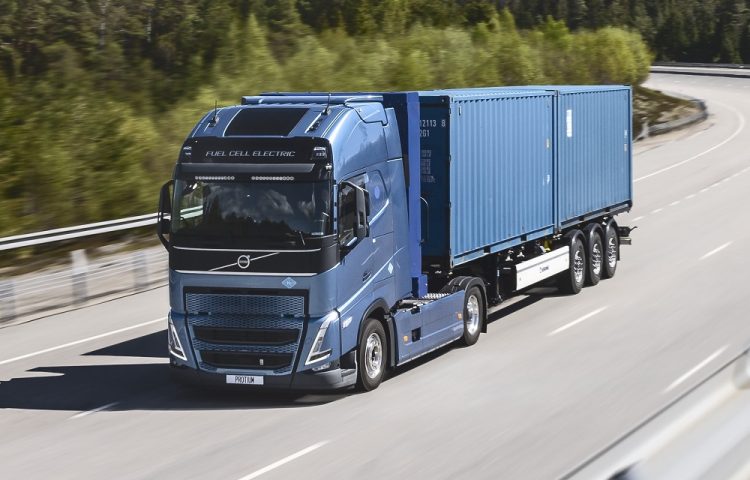 Volvo unveils trucks with fuel cells powered by hydrogen - EVMagz