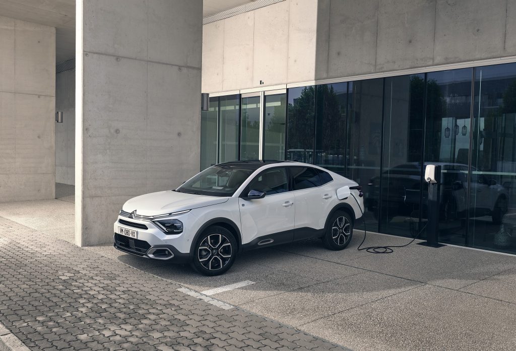 Citroen launched new all-electric e-C4 X, range up to 223 miles