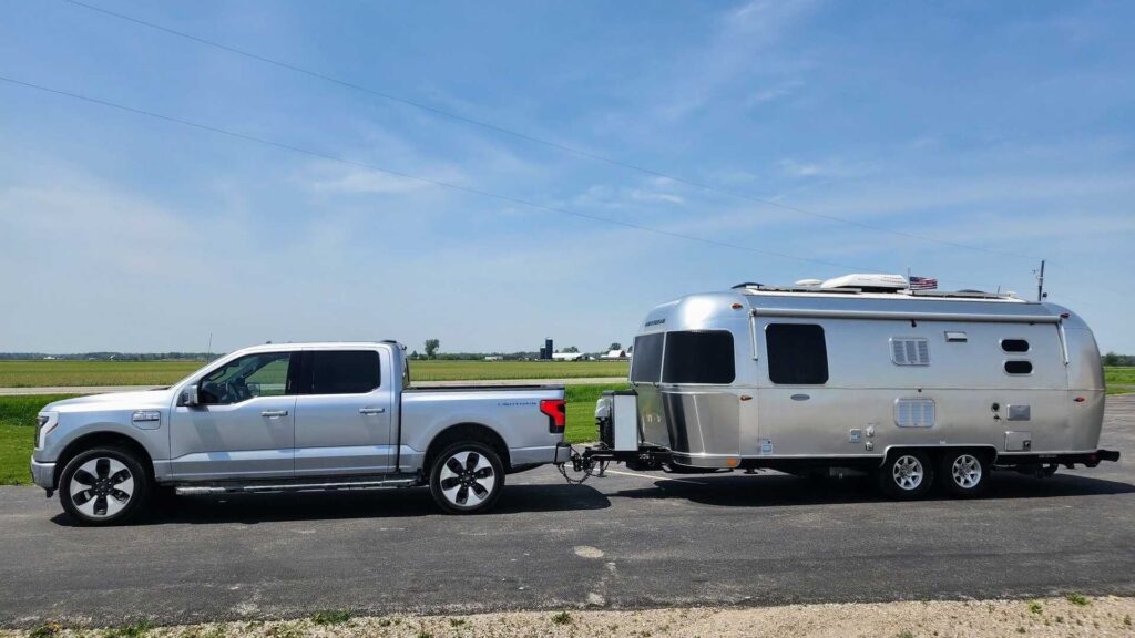 Ford Files Patent for Trailers with Integrated Battery Packs and Electric Motors