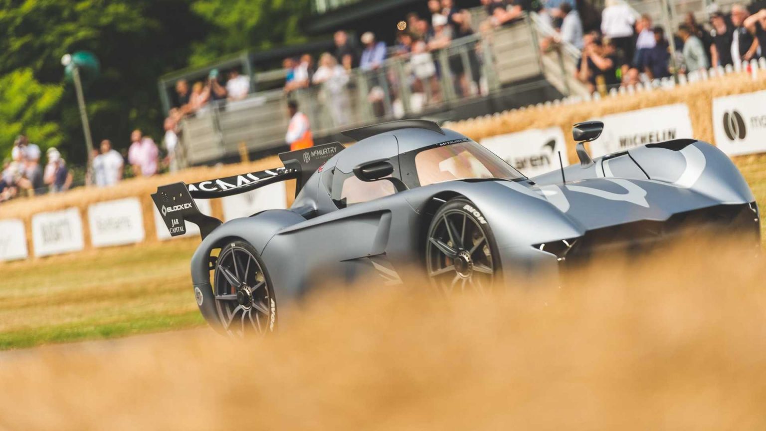 McMurtry Speirling electric hypercar hits 0-100 km/h in 1.4 sec, 1/4 mile in 7.9 sec