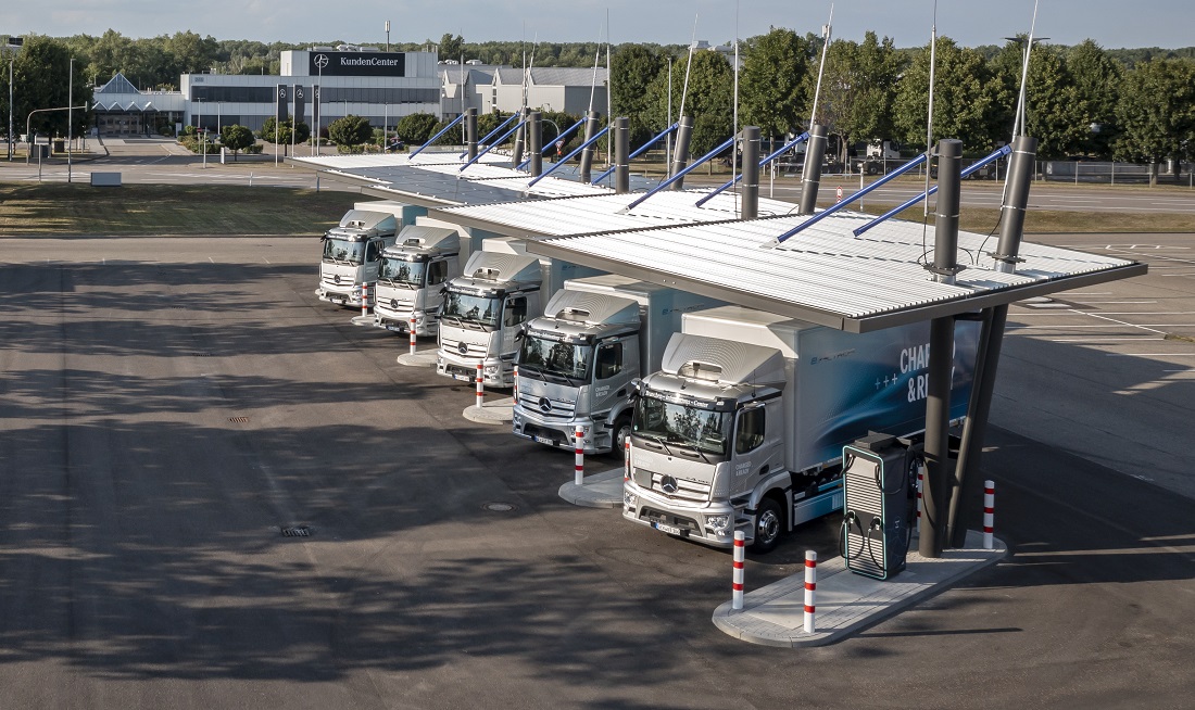 Daimler Truck Opens Electric Truck Charging Station, Can Be Used For ...