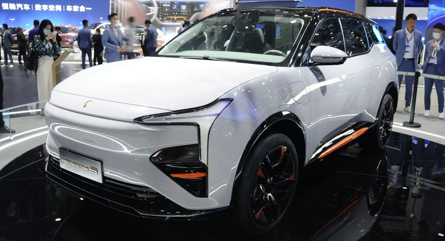 Evergrande Hengchi 5 electric SUV gets 37,000 pre-orders in two weeks Evergrande Hengchi 5 electric SUV gets 37,000 pre-orders in two weeks