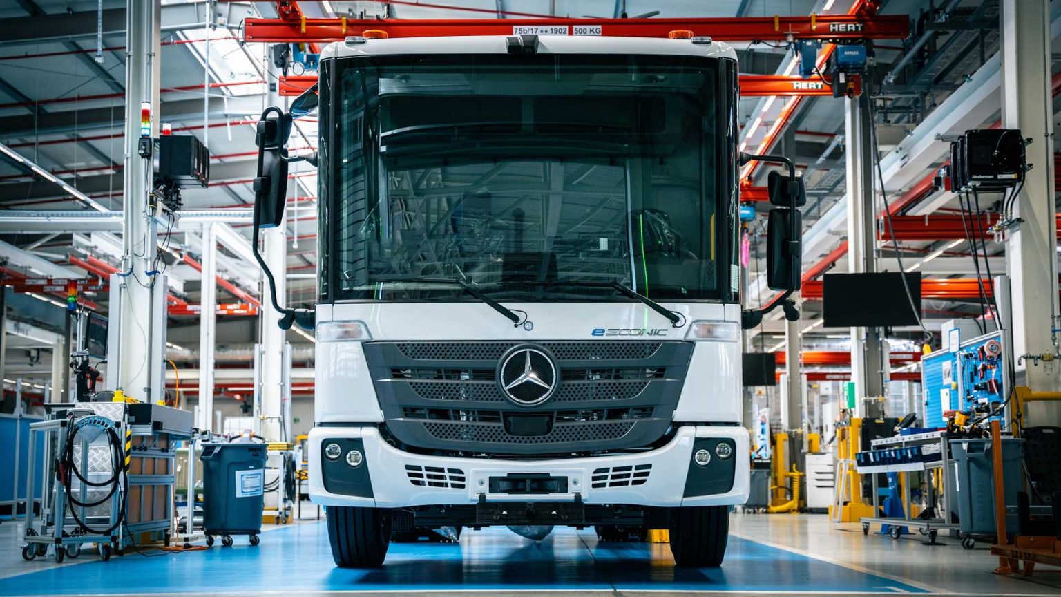 Daimler Truck start production of eEconic, its second electric truck with range up to 100 km
