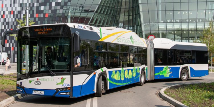 solaris urbino 18 electric bus 750x375 - Solaris receives order for 20 electric buses from Poland bus operator MPK Kraków